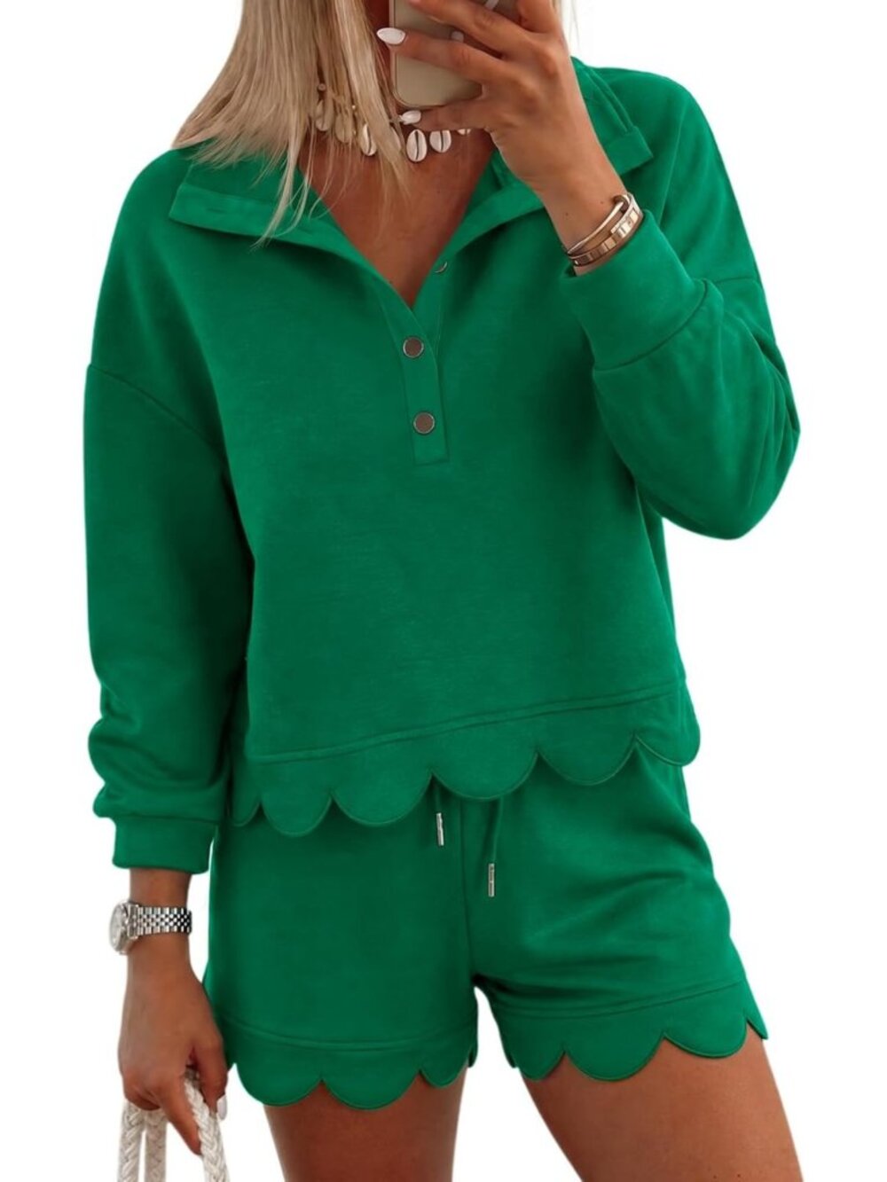 Cozy Women's 2-Piece Fall Sweatshirt & Shorts Set | Stylish Casual Outfit